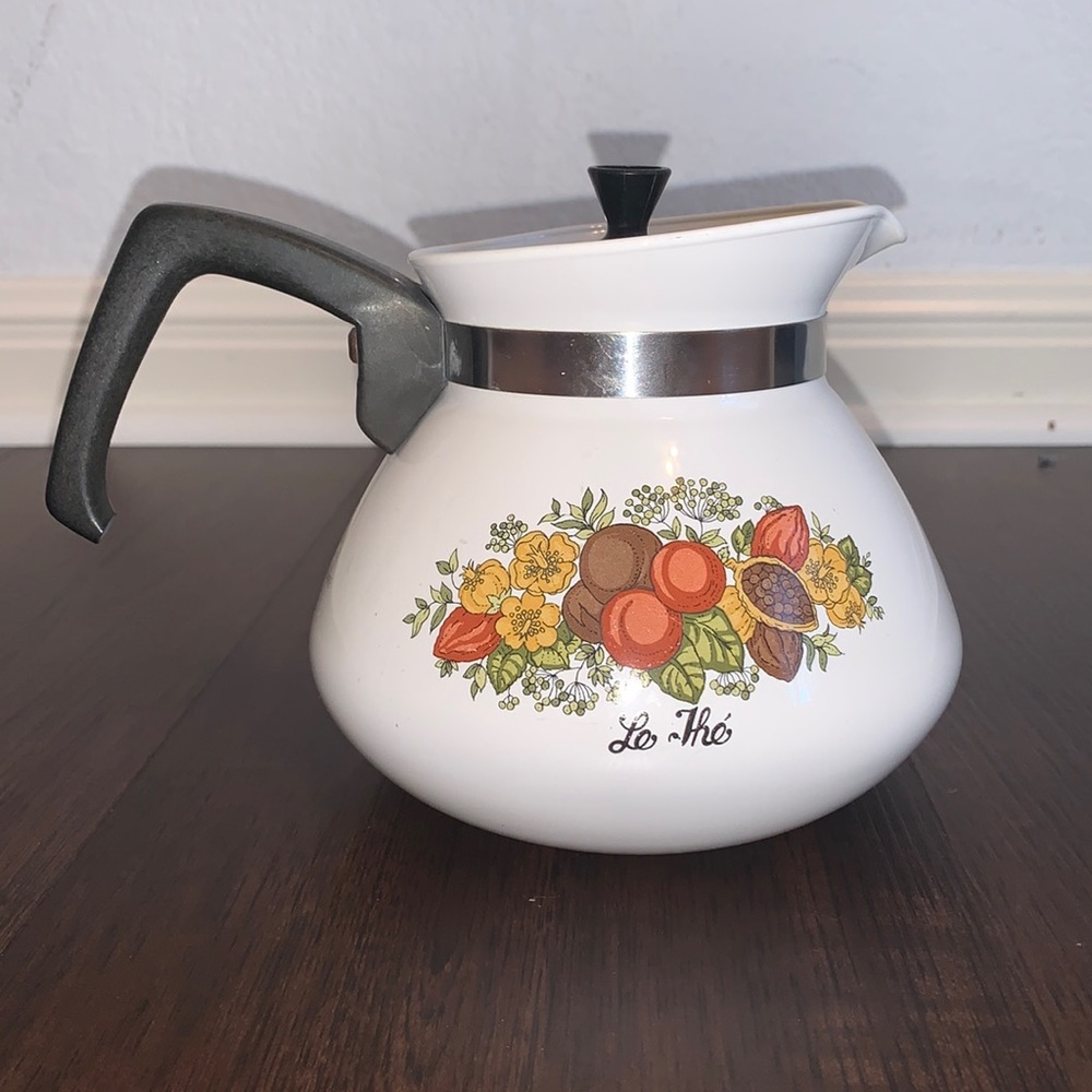 CORNINGWARE TEAPOT 6 CUP SPICE O' LIFE PRINT WITH LID